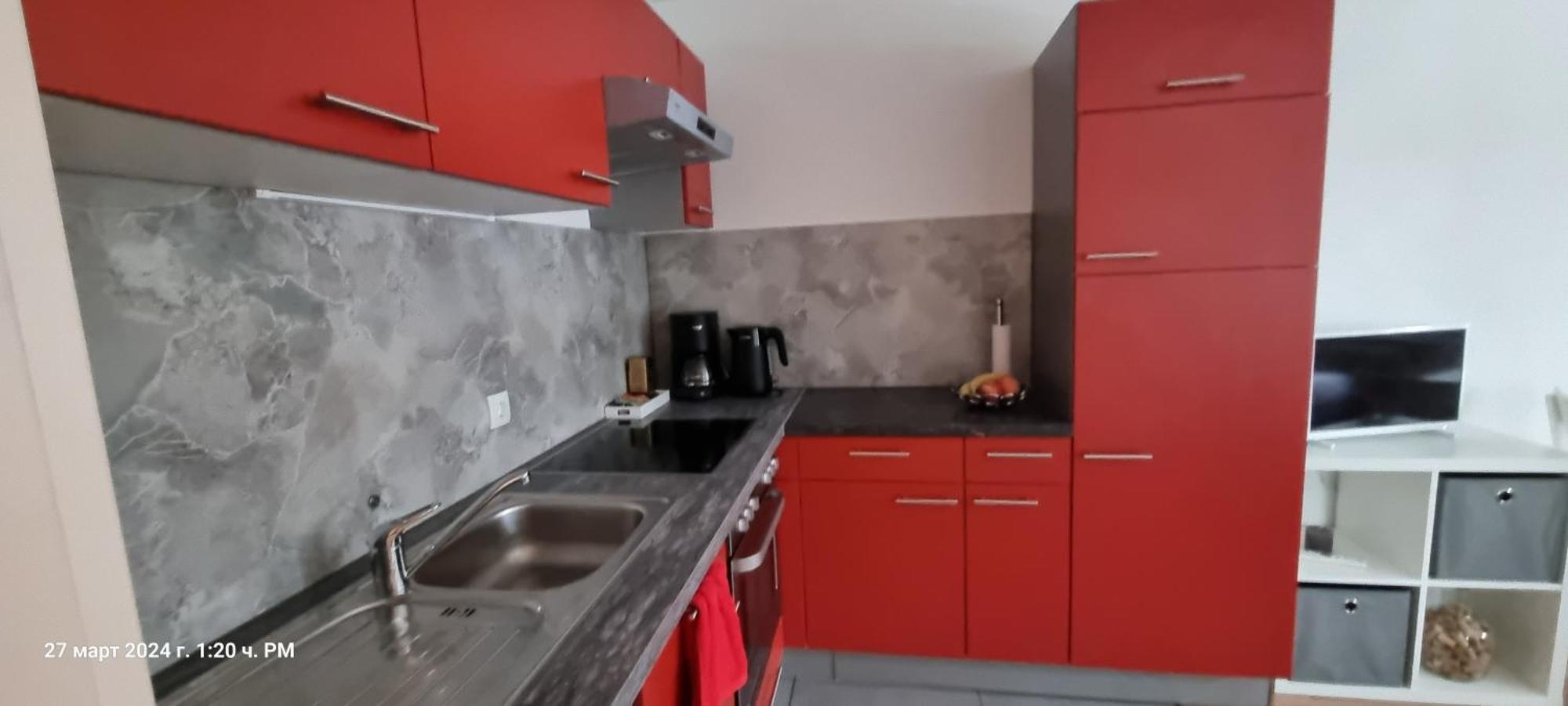 Studio Apartment Naehe S-Bahn Inklusive Parkplatz Oberesslingen Buitenkant foto