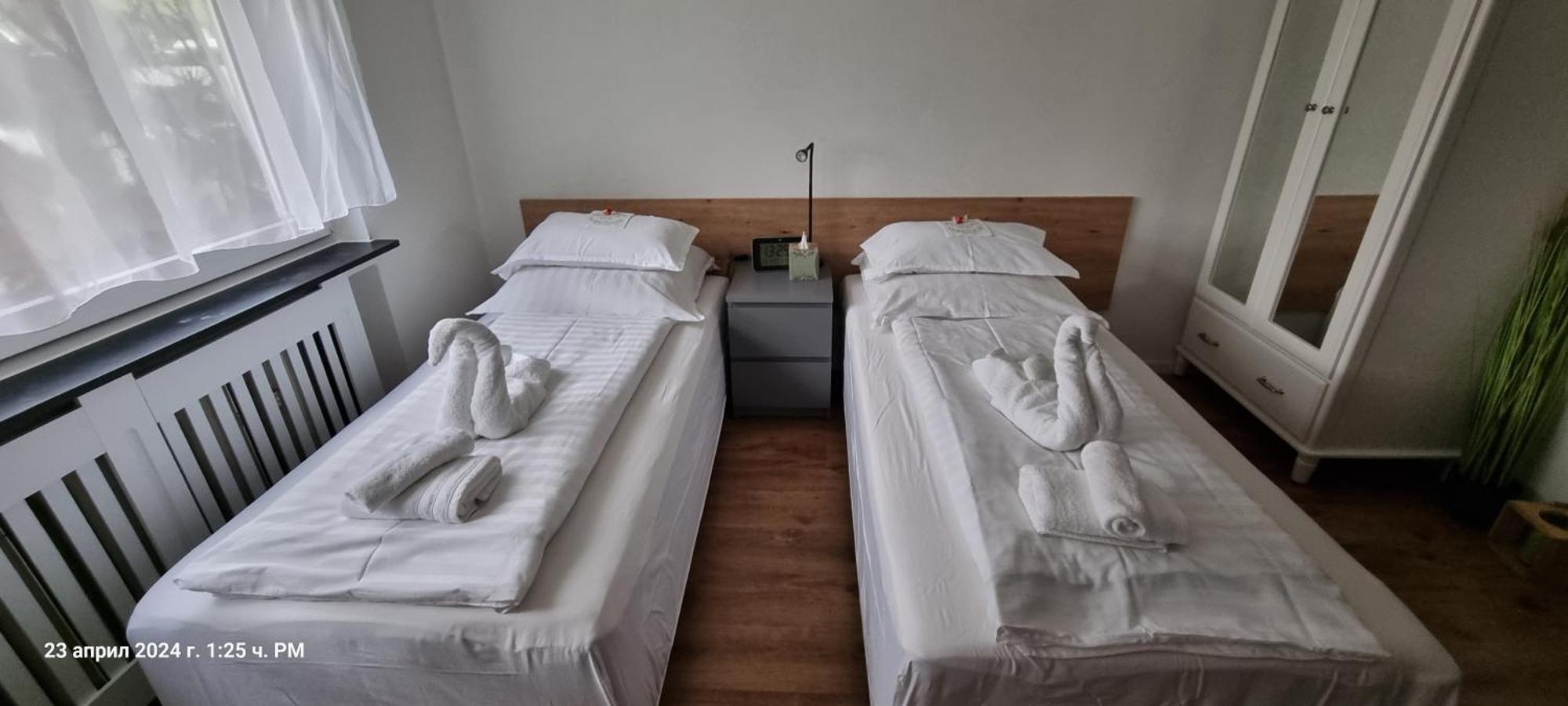 Studio Apartment Naehe S-Bahn Inklusive Parkplatz Oberesslingen Buitenkant foto