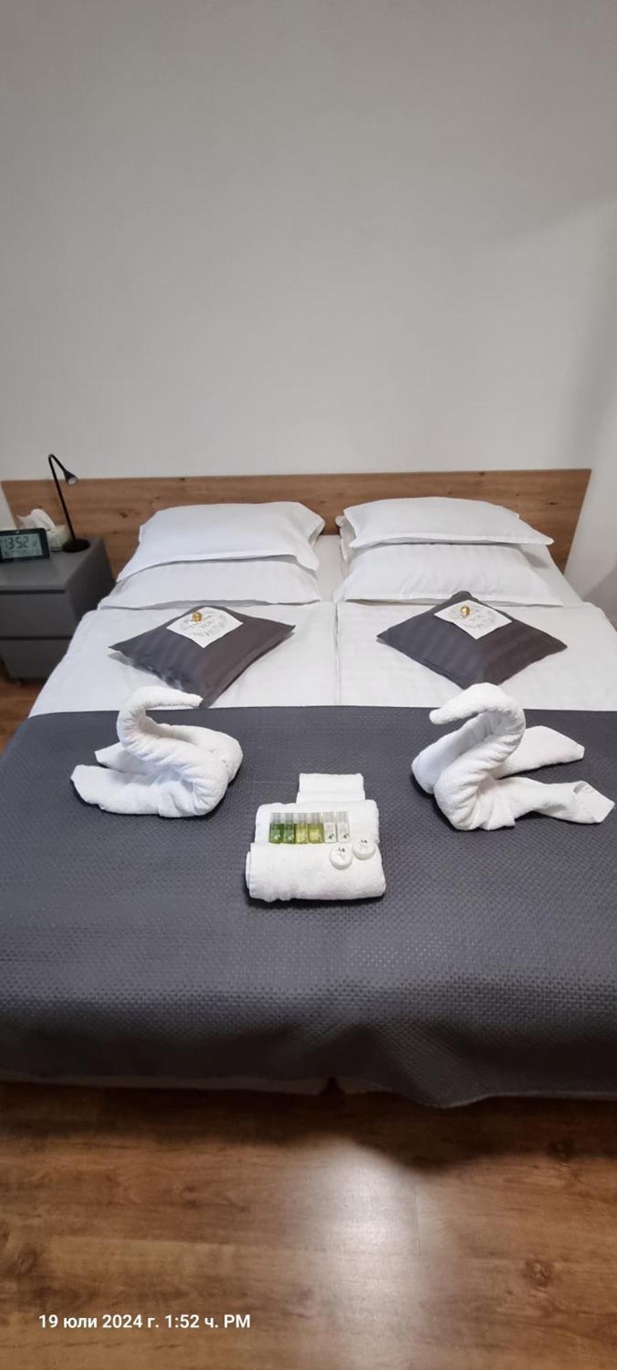 Studio Apartment Naehe S-Bahn Inklusive Parkplatz Oberesslingen Buitenkant foto